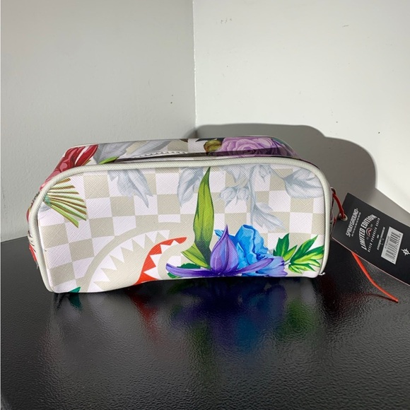 Makeup Bag Limited Edition Sprayground Pouch - Picture 1 of 4